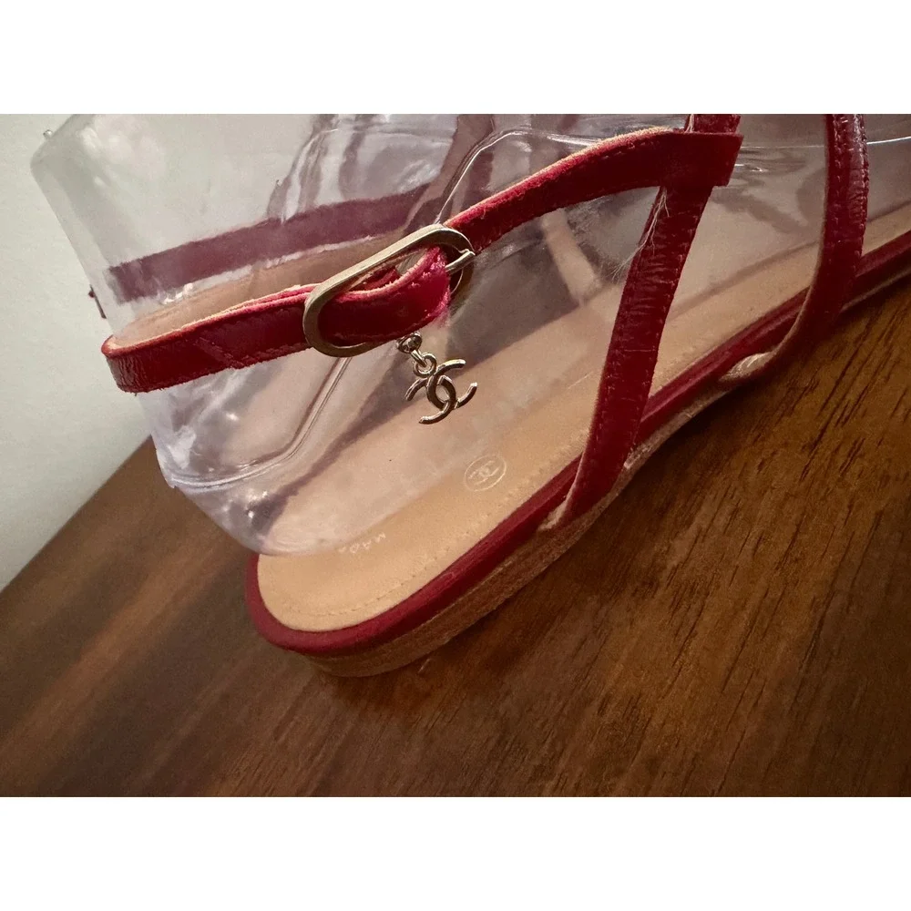 Vtg CHANEL Red Patent Leather Strappy Sling Back Sandals Size 40/US 9-9.5